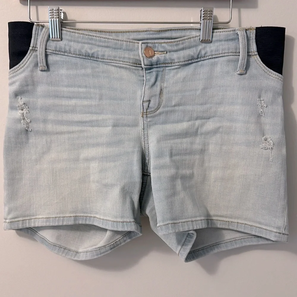 Isabel Maternity Shorts - Size Small